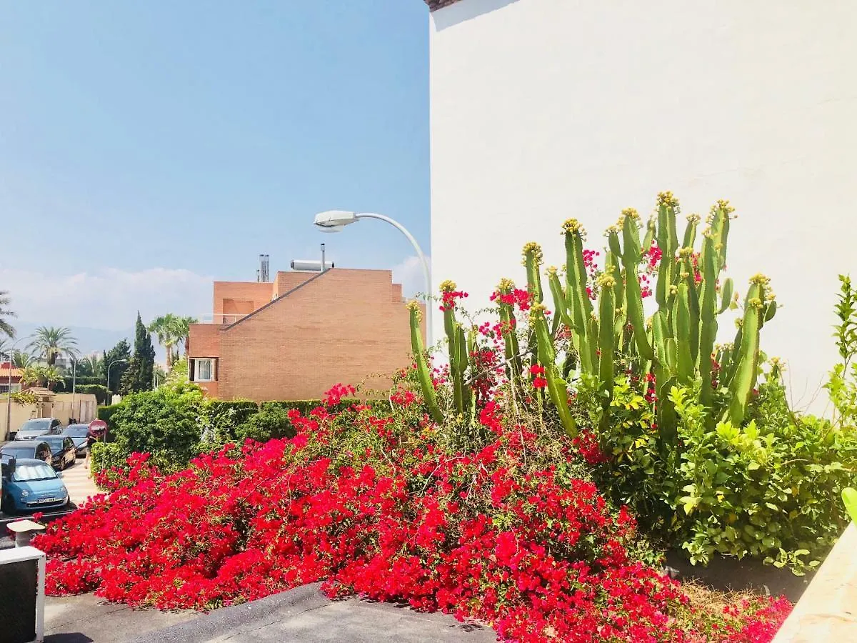 Gran Casa Con Terraza A 3 Min Playa Con Wifi - Rodeada De Servicios Roquetas de Mar