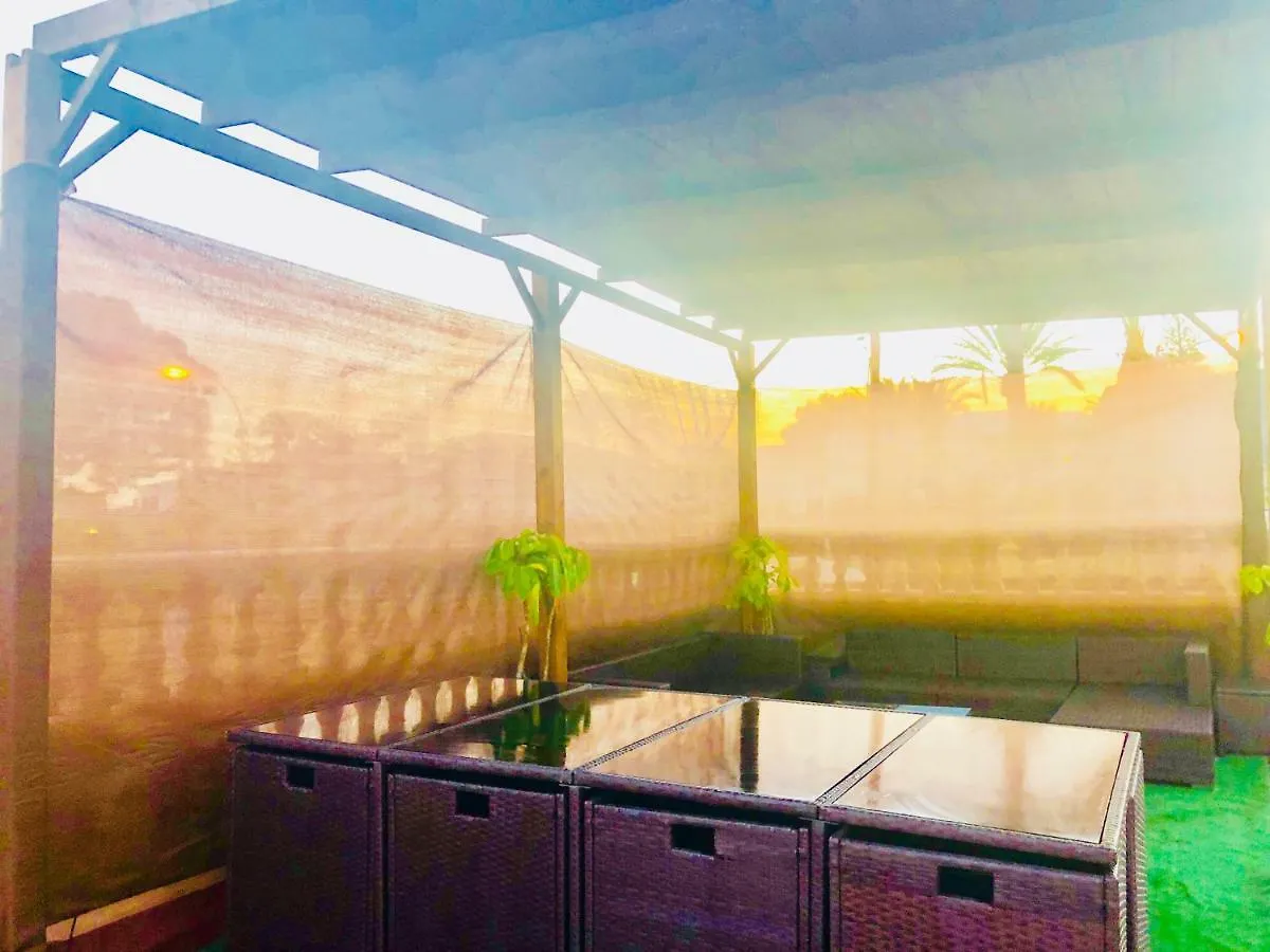 Gran Casa Con Terraza A 3 Min Playa Con Wifi - Rodeada De Servicios Roquetas de Mar