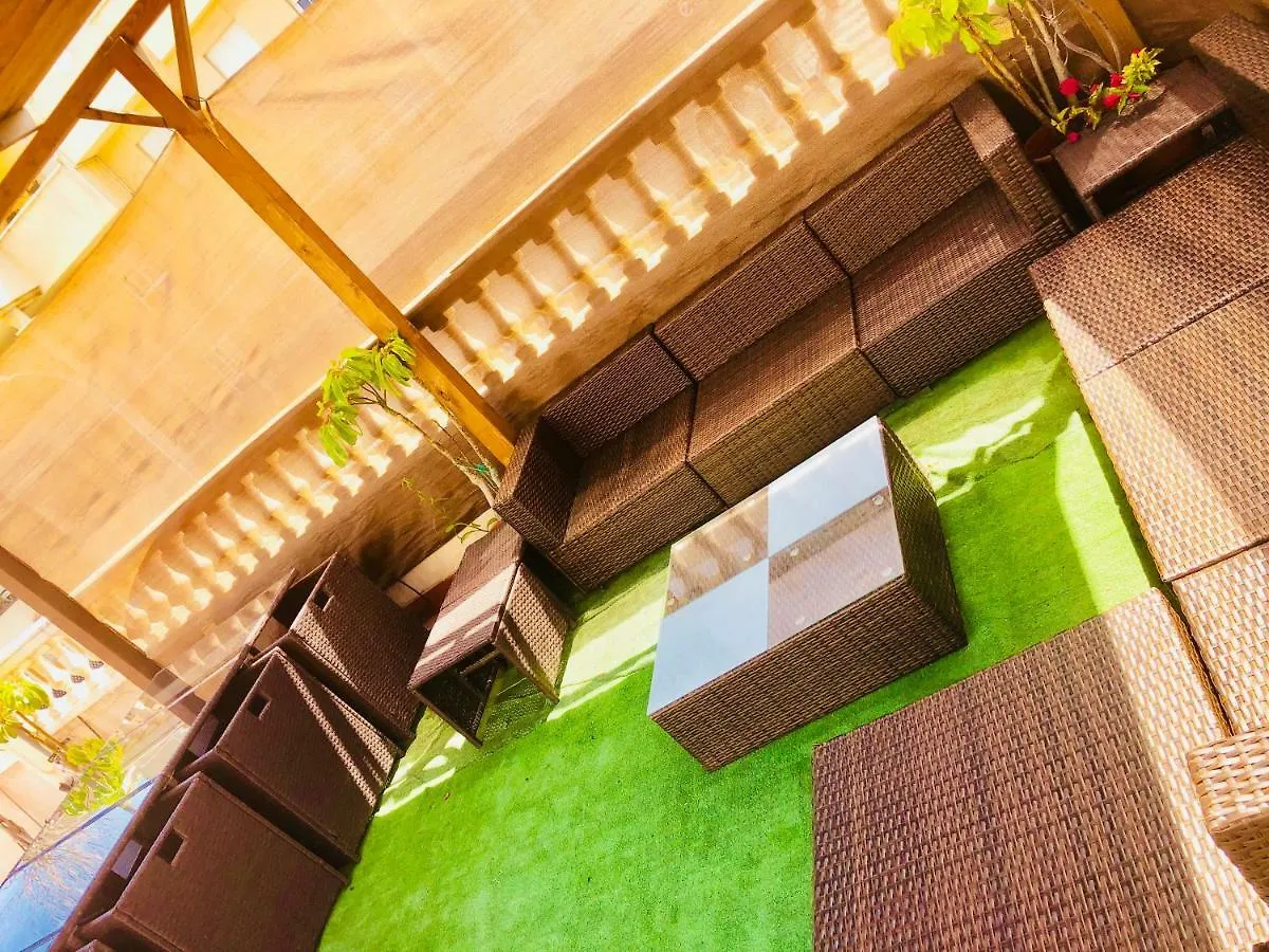 Holiday home Gran Casa Con Terraza A 3 Min Playa Con Wifi - Rodeada De Servicios Roquetas de Mar