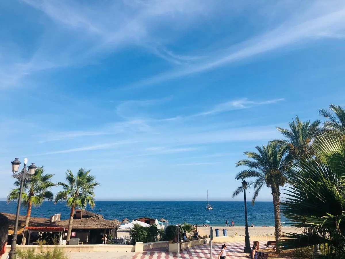 Holiday home Gran Casa Con Terraza A 3 Min Playa Con Wifi - Rodeada De Servicios Roquetas de Mar