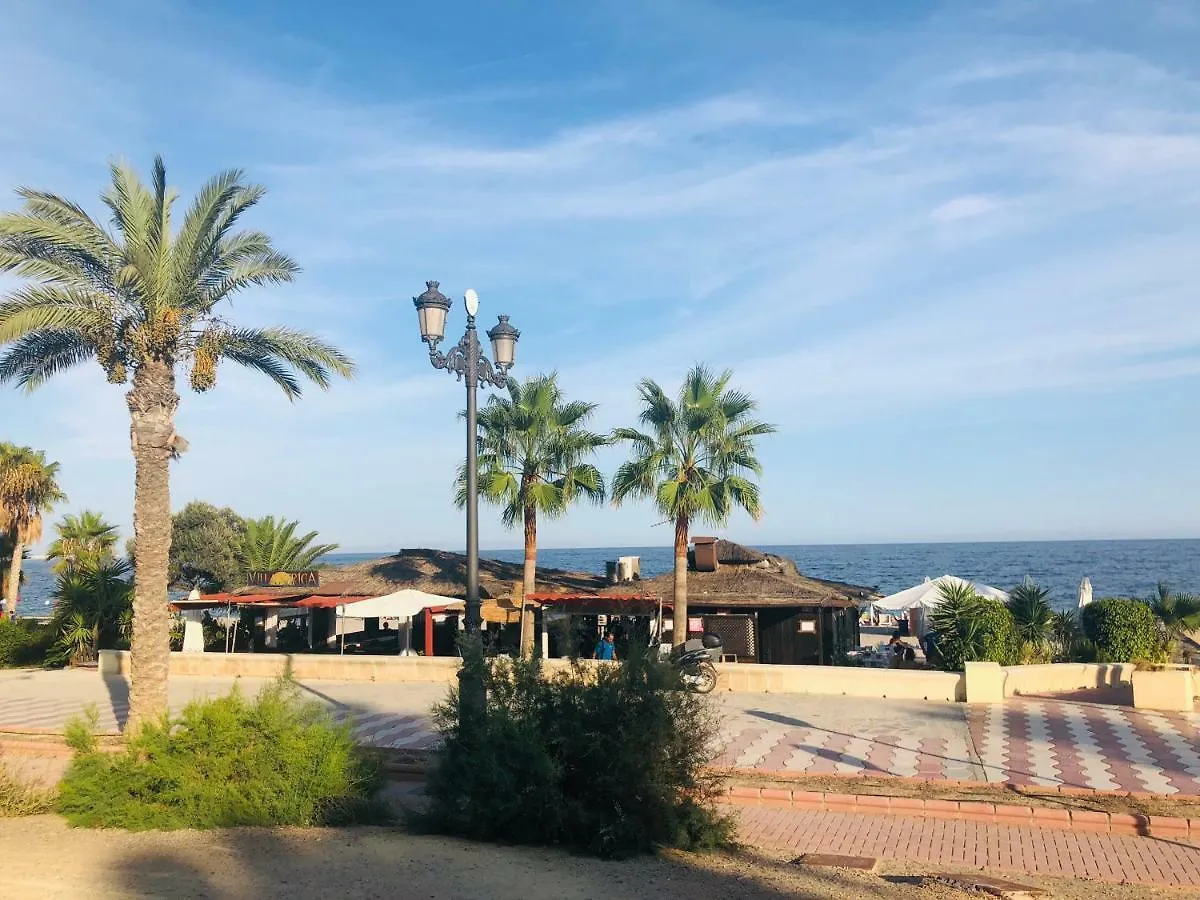 Gran Casa Con Terraza A 3 Min Playa Con Wifi - Rodeada De Servicios Roquetas de Mar 0*,  Spain